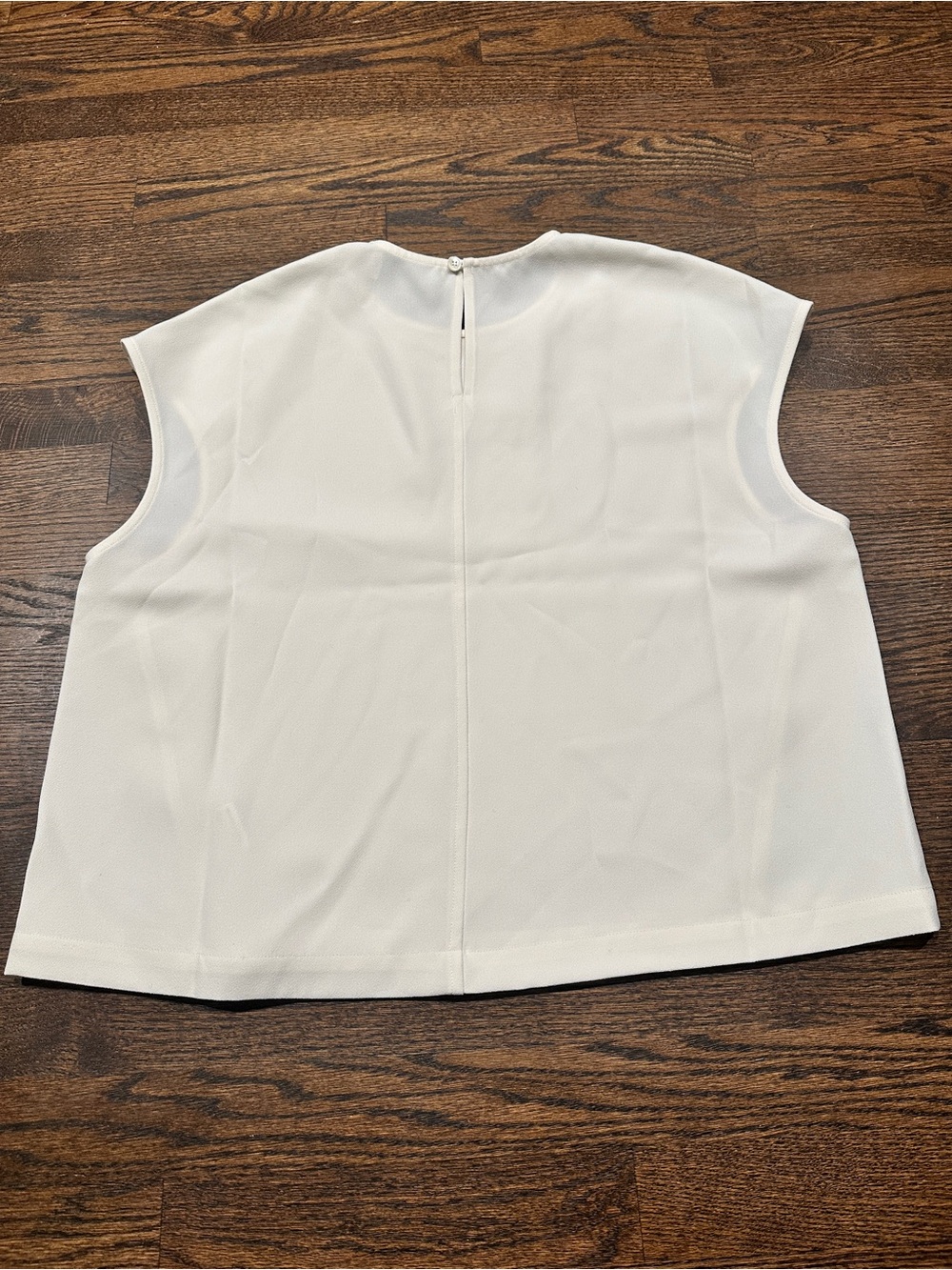 Saintart Cream Ivory Top - Picture 6 of 6